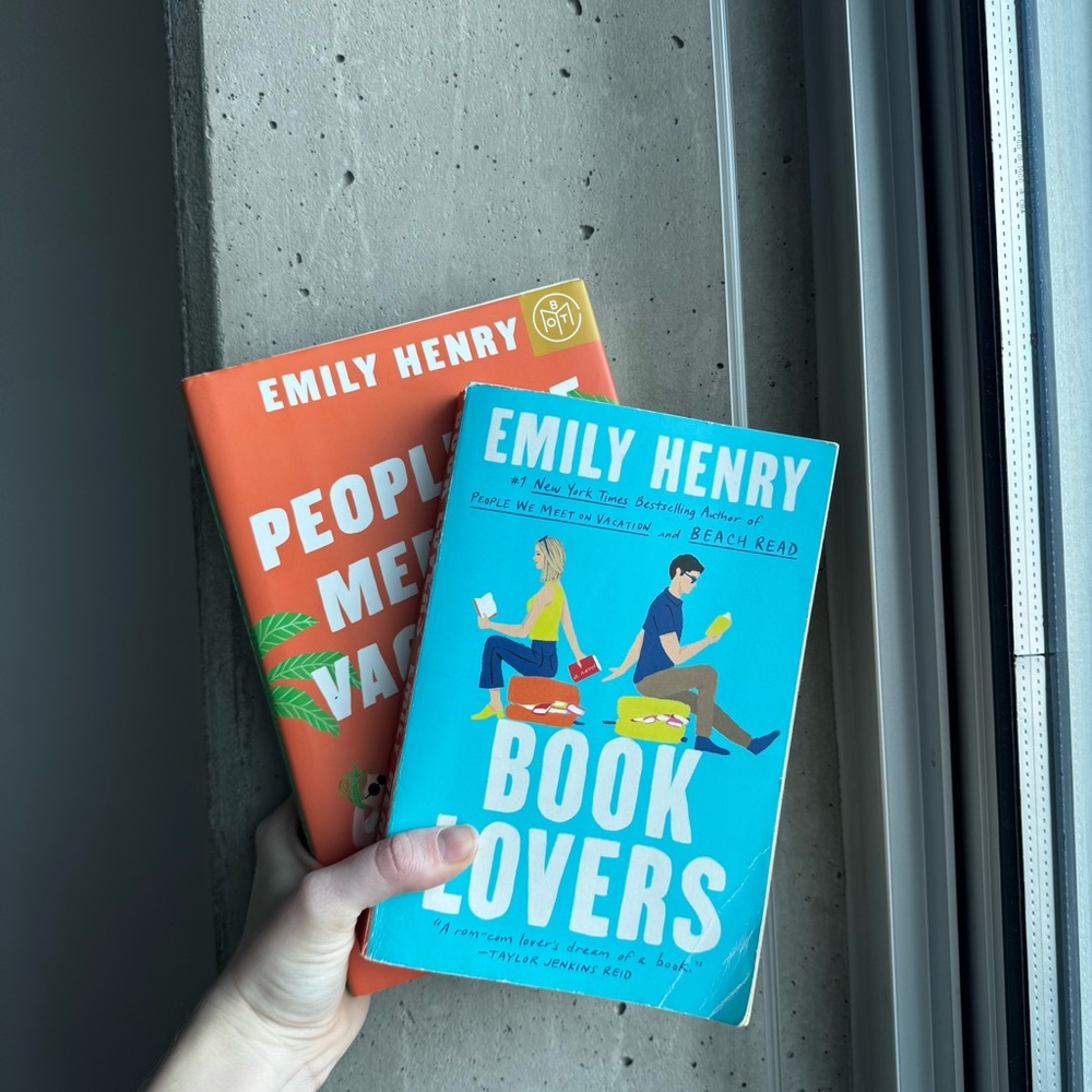 Emily Henry Book Lovers and People We Meet on Vacation